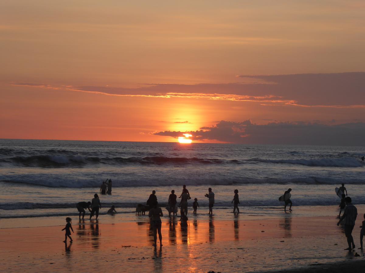 Canggu Surf Hostel Ngoại thất bức ảnh