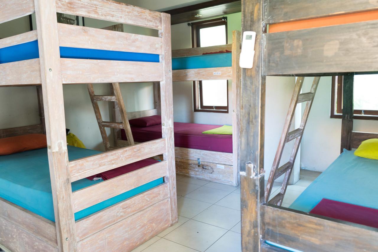 Canggu Surf Hostel Ngoại thất bức ảnh